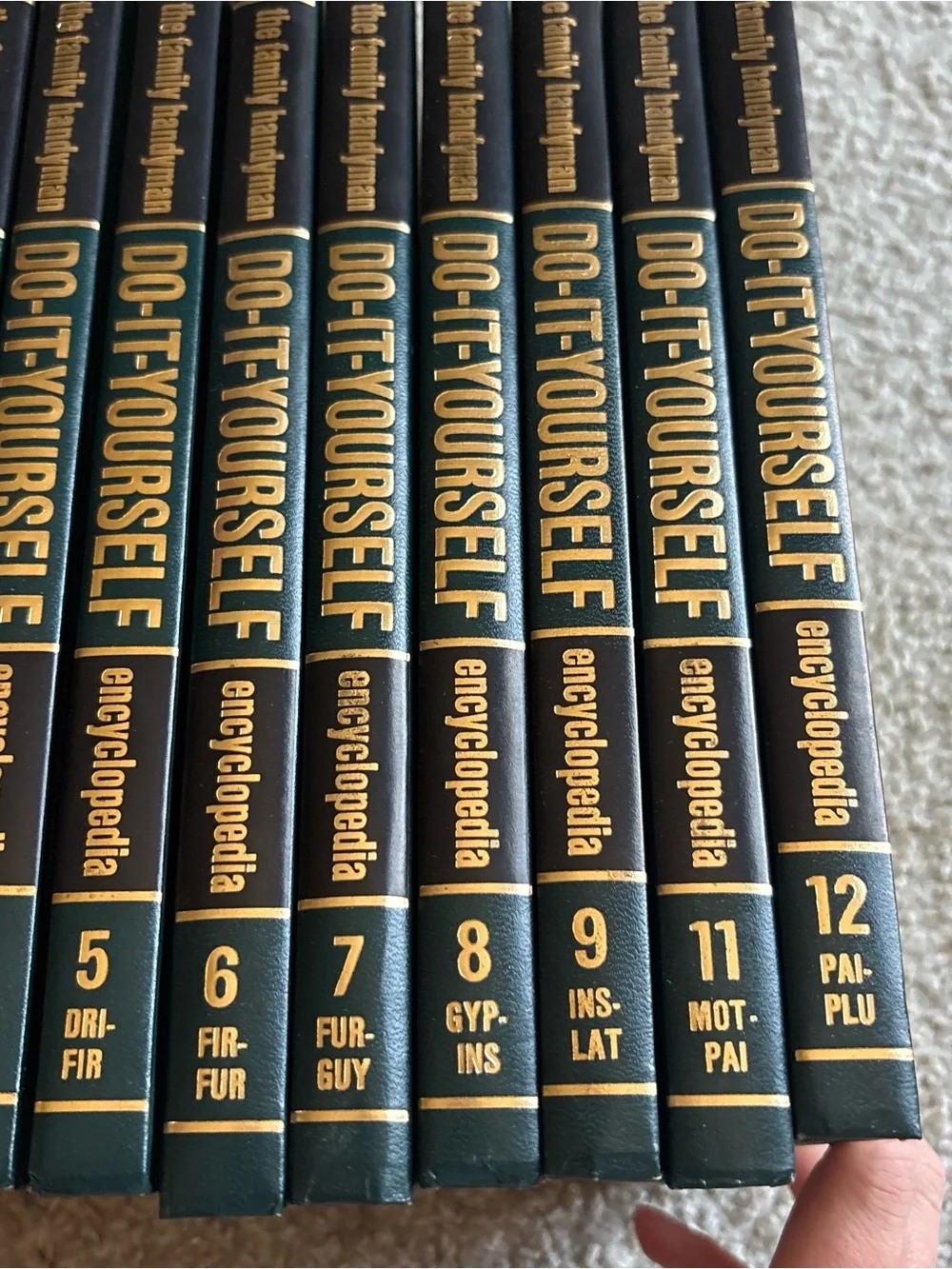 Vintage Do-It-Yourself Encyclopedia Set - Dark Green Gold 1-12 Hardcover Vintage